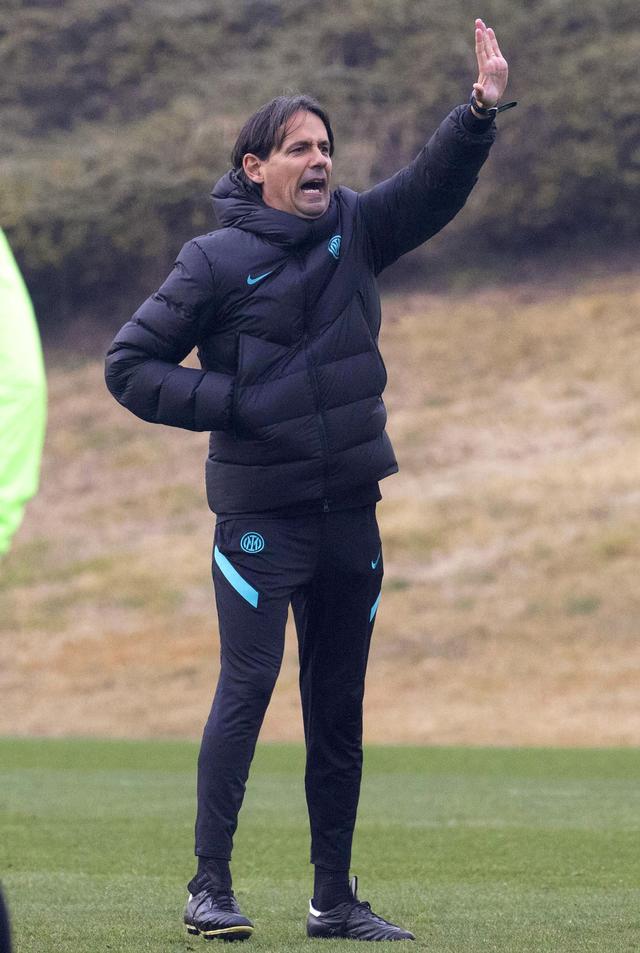 爱游戏平台-赛前尼斯备战欧冠费耶诺德关键时刻更衣室发声，这一次真的莎拉波娃关键节点精彩发挥(曝大巴黎老板不去现场观战欧冠决赛)